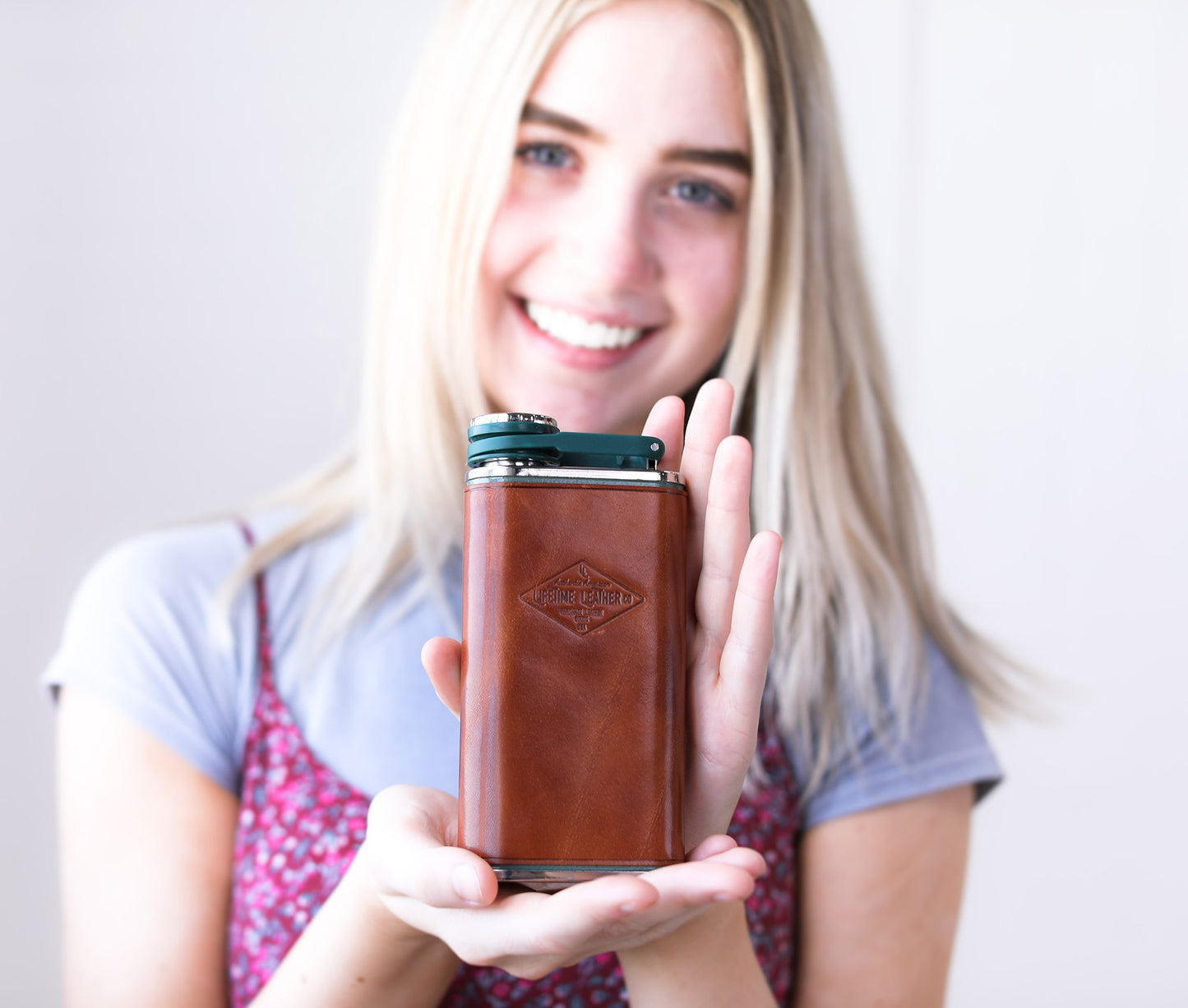 Personalised Stanley® 8oz Leather Flask – Custom Initials