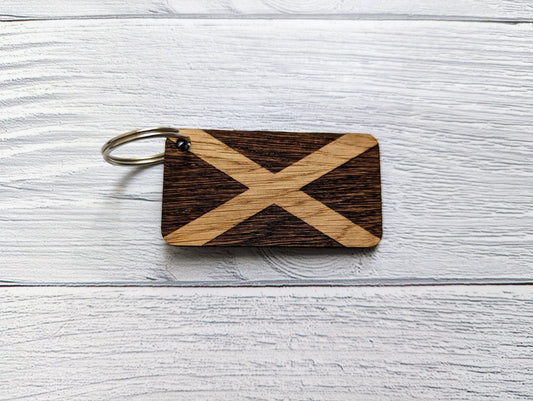 Scottish Saltire Flag Oak Keyring – Handcrafted & Eco-Friendly